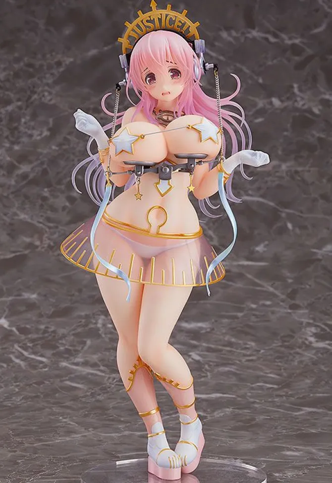 Super Sonico Statue / Libra Version: Good Smile Company