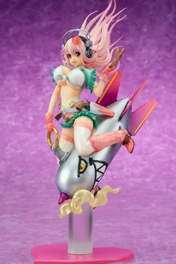 Super Sonico Statue / Love Bomber Version: Ques Q