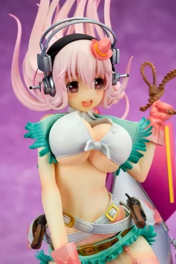 Super Sonico Statue / Love Bomber Version: Ques Q