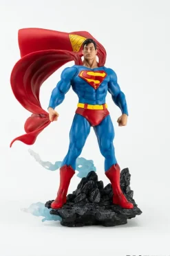 Superman PX - Superman Statue / Classic Version: Pure