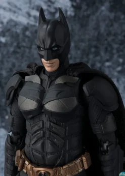 The Dark Knight - Batman Actionfigur - S.H.Figuarts: Bandai