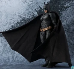 The Dark Knight - Batman Actionfigur - S.H.Figuarts: Bandai