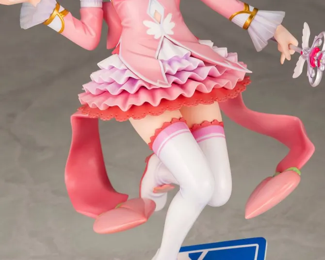 The Demon Girl Next Door - Momo Chiyoda Statue: Kotobukiya