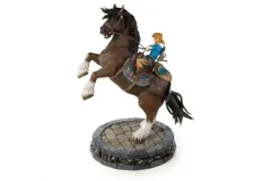 The Legend of Zelda Breath of the Wild - Link on Horseback Statue: First 4 Figures