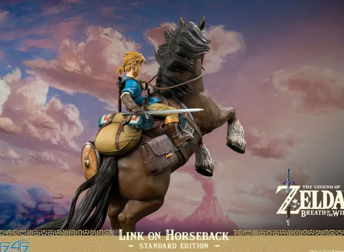 The Legend of Zelda Breath of the Wild - Link on Horseback Statue: First 4 Figures