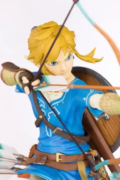 The Legend of Zelda Breath of the Wild - Link Statue: First 4 Figures