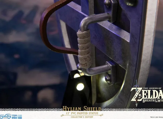 The Legend of Zelda Breath of the Wild - Hylian Shield Statue / Collector's Edition: First 4 Figures