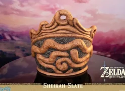 The Legend of Zelda: Breath of the Wild Life-Size - Sheikah Slate Statue: First 4 Figures