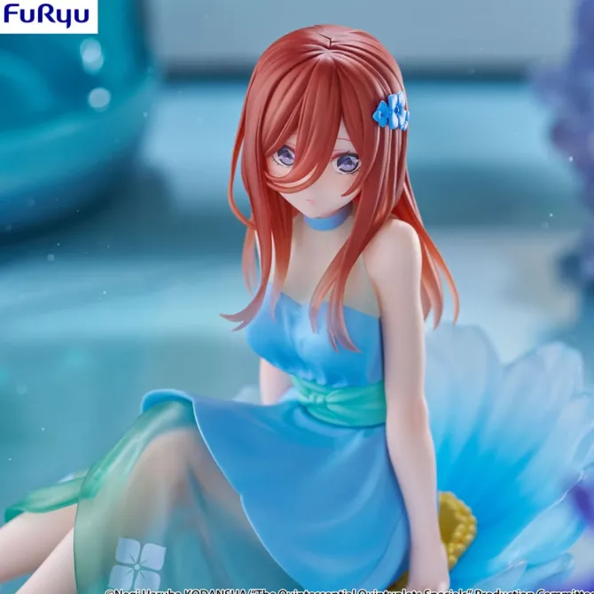 The Quintessential Quintuplets - Nakano Miku Statue / Specials Bloo-me! : Furyu