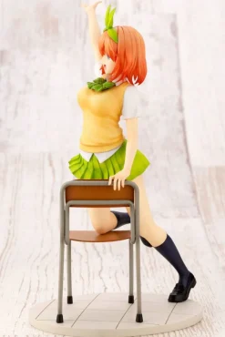 The Quintessential Quintuplets - Yotsuba Nakano Statue / Bonus Edition: Kotobukiya