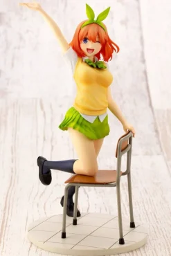 The Quintessential Quintuplets - Yotsuba Nakano Statue / Bonus Edition: Kotobukiya