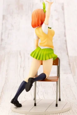 The Quintessential Quintuplets - Yotsuba Nakano Statue / Bonus Edition: Kotobukiya