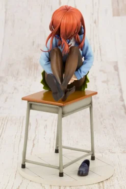 The Quintessential Quintuplets - Miku Nakano Statue / Bonus Edition: Kotobukiya