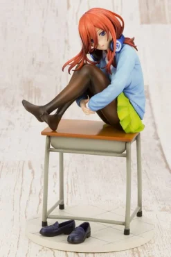 The Quintessential Quintuplets - Miku Nakano Statue / Bonus Edition: Kotobukiya