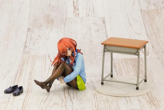 The Quintessential Quintuplets - Miku Nakano Statue / Bonus Edition: Kotobukiya