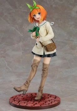 The Quintessential Quintuplets - Yotsuba Nakano Statue / Date Style Version: Good Smile Company