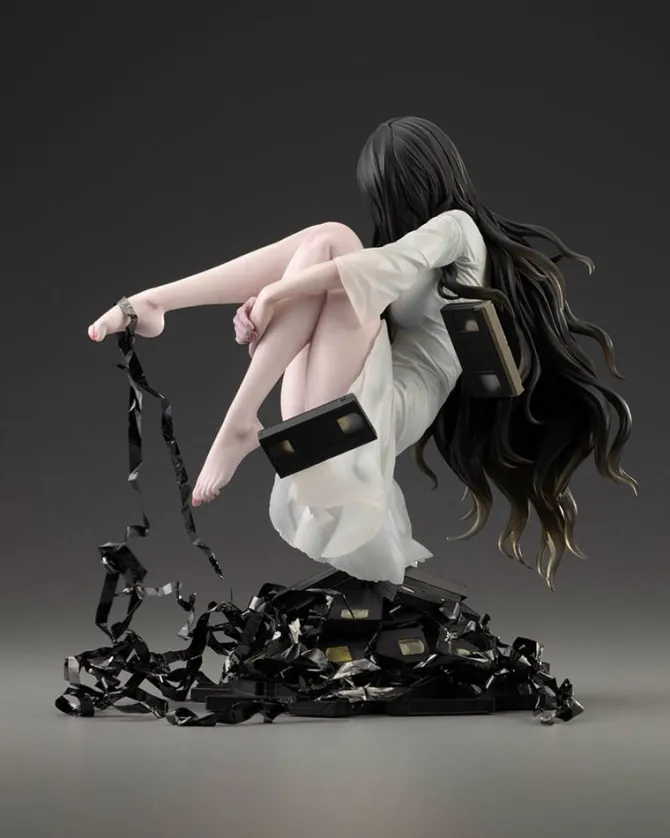 The Ring - Sadako Statue / Bishoujo: Kotobukiya