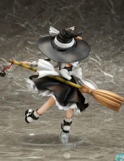 Touhou Project - Marisa Kirisame Statue: Ques Q