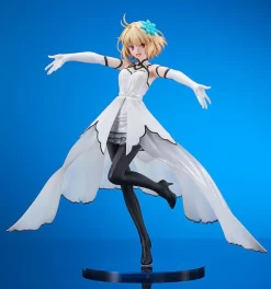 Tsukihime - A Piece of Blue Glass Moon - Arcueid Brunestud Dresscode: Clad in Glaciers Statue: Good