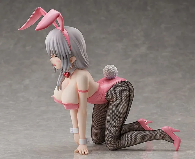 Uzaki-chan Wants to Hang Out! - Tsuki Uzaki Statue / Bunny Version: FREEing