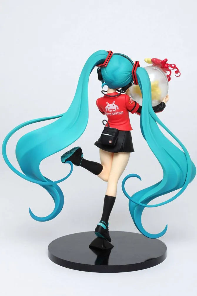 Vocaloid - Hatsune Miku Figur / Uniform Version: Taito