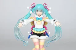 Vocloid - Hatsune Miku Figur / Winter image Version: Taito