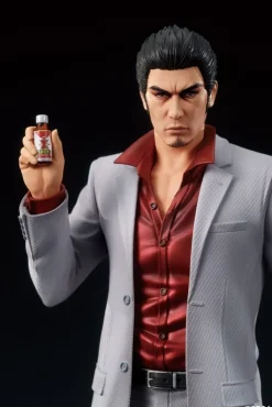 Yakuza: Like a Dragon - Kazuma Kiryu Statue / Digsta: Digism