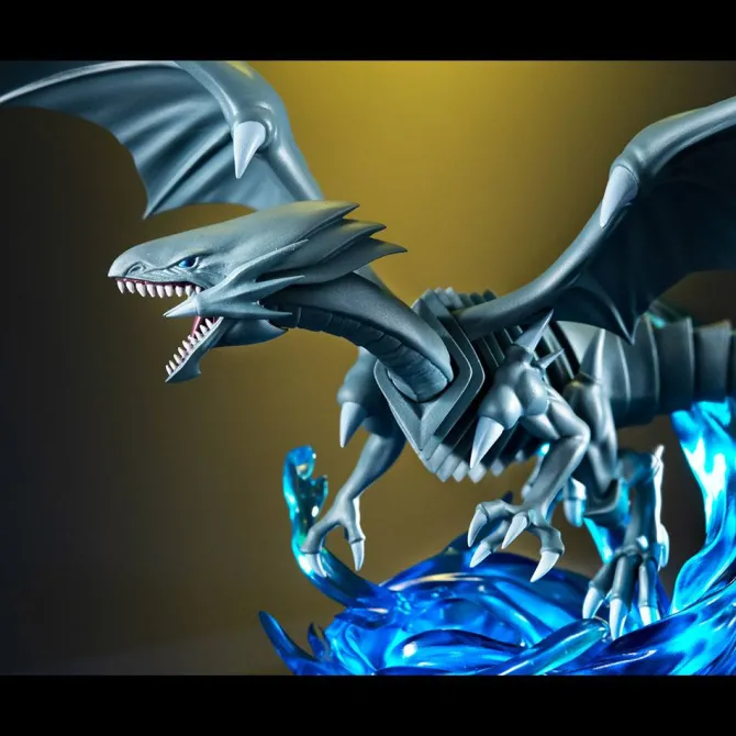 Yu-Gi-Oh! - Blue Eyes White Dragon Figur / Monsters Chronicle: MegaHouse
