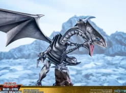 Yu-Gi-Oh! - Blue-Eyes White Dragon Statue / Silver Edition: First 4 Figures