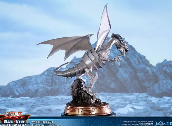 Yu-Gi-Oh! - Blue-Eyes White Dragon Statue / White Edition: First 4 Figures