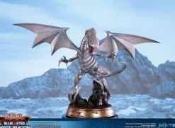 Yu-Gi-Oh! - Blue-Eyes White Dragon Statue / White Edition: First 4 Figures