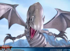 Yu-Gi-Oh! - Blue-Eyes White Dragon Statue / White Edition: First 4 Figures