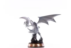 Yu-Gi-Oh! - Blue-Eyes White Dragon Statue / White Edition: First 4 Figures