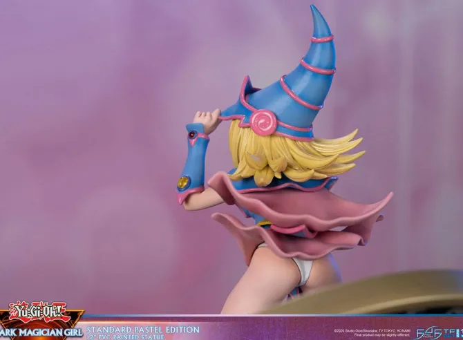 Yu-Gi-Oh! - Dark Magician Girl Statue / Pastel Edition: First 4 Figures