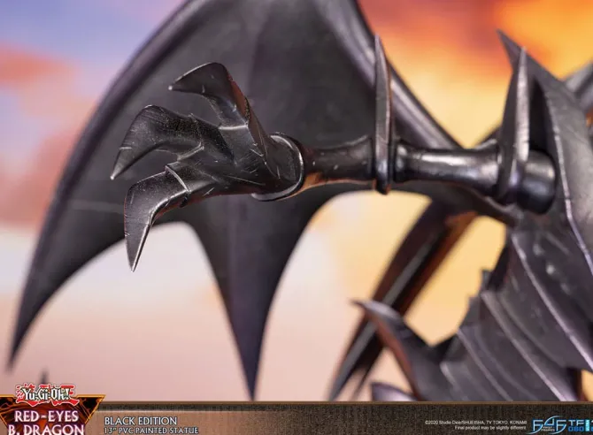 Yu-Gi-Oh! - Red-Eyes B. Dragon Statue / Black Edition: First 4 Figures