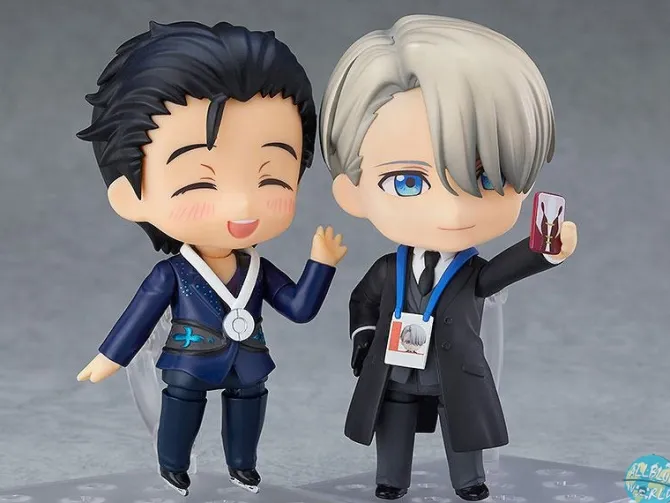 Yuri!!! on Ice - Viktor Nikiforov Nendoroid / Coach Version: Orange Rouge